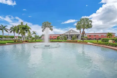 2048 Hythe C Boca Raton FL 33434