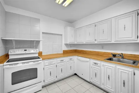 1000 Parkview Drive Hallandale Beach FL 33009