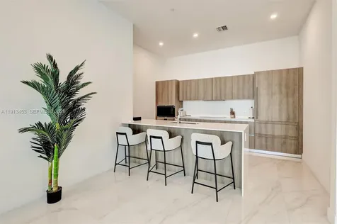 17550 Collins Avenue Sunny Isles Beach FL 33160