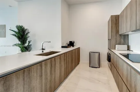 17550 Collins Avenue Sunny Isles Beach FL 33160