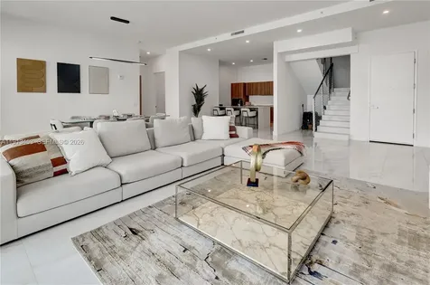 17550 Collins Avenue Sunny Isles Beach FL 33160