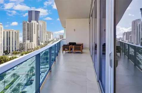 17550 Collins Avenue Sunny Isles Beach FL 33160