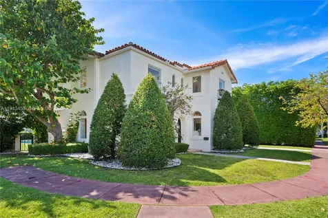5800 La Gorce Drive Miami Beach FL 33140