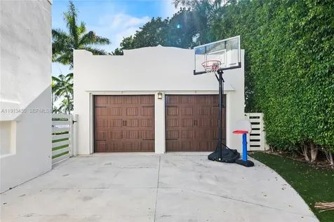 5800 La Gorce Drive Miami Beach FL 33140