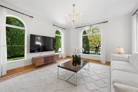 5800 La Gorce Drive Miami Beach FL 33140