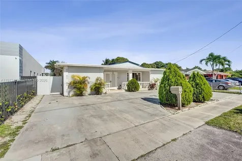 311 E 51st Street Hialeah FL 33013