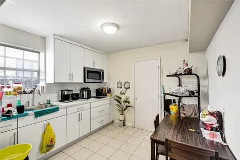 311 E 51st Street Hialeah FL 33013