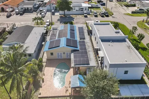 311 E 51st Street Hialeah FL 33013