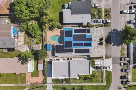 311 E 51st Street Hialeah FL 33013