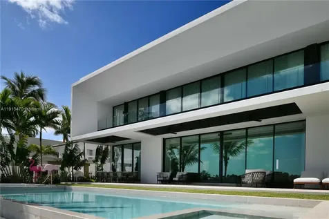375 N Hibiscus Drive Miami Beach FL 33139