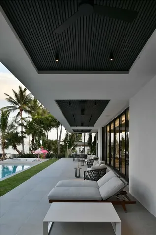 375 N Hibiscus Drive Miami Beach FL 33139