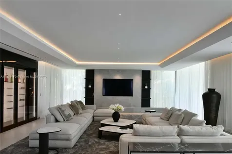 375 N Hibiscus Drive Miami Beach FL 33139