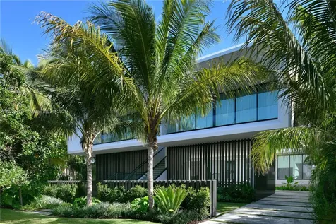 375 N Hibiscus Drive Miami Beach FL 33139
