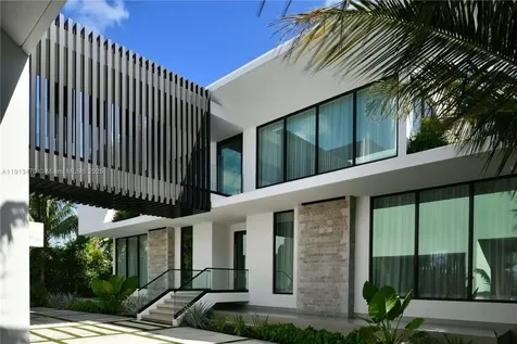 375 N Hibiscus Drive Miami Beach FL 33139