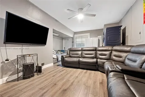 1463 NW 48th Avenue Coconut Creek FL 33063