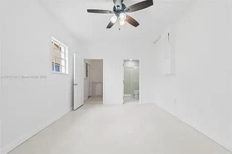 5407 SW 20th Street West Park FL 33023