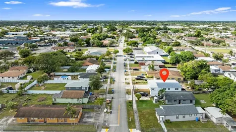 5407 SW 20th Street West Park FL 33023