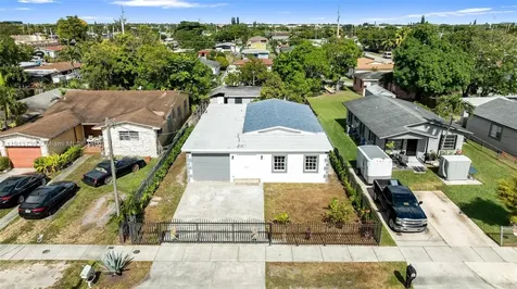 5407 SW 20th Street West Park FL 33023