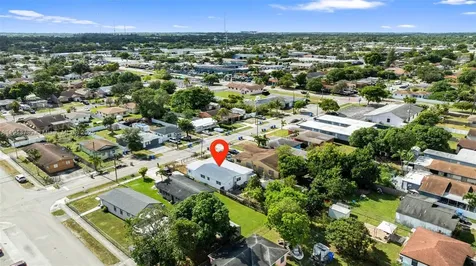 5407 SW 20th Street West Park FL 33023