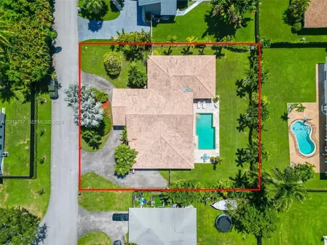 10220 SW 140th Street Miami FL 33176
