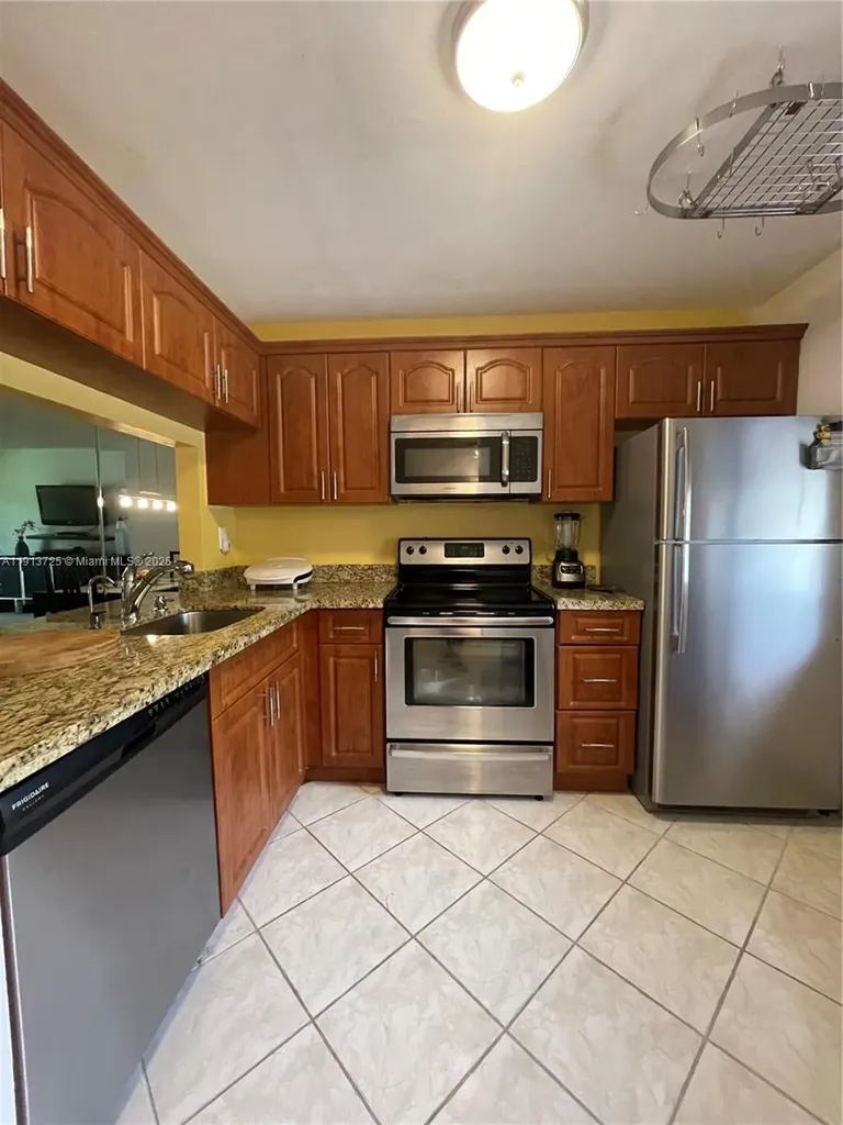 2786 NW 104th Avenue Sunrise FL 33322