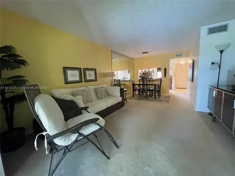 2786 NW 104th Avenue Sunrise FL 33322