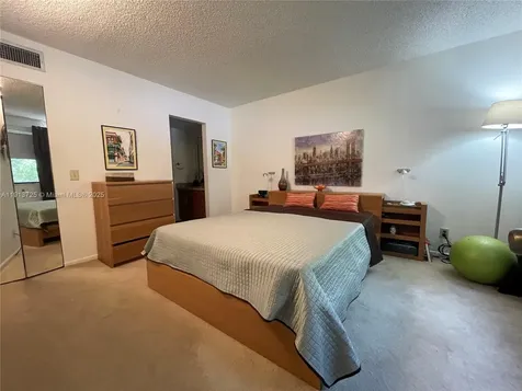 2786 NW 104th Avenue Sunrise FL 33322