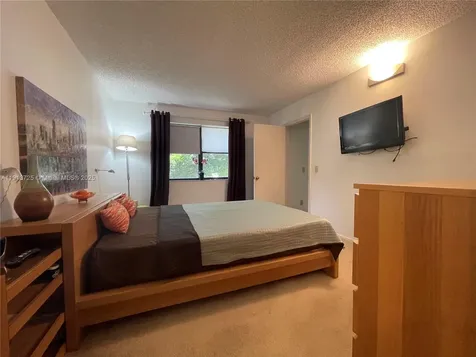 2786 NW 104th Avenue Sunrise FL 33322
