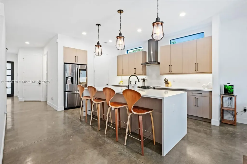 1226 NE 11th Avenue Fort Lauderdale FL 33304