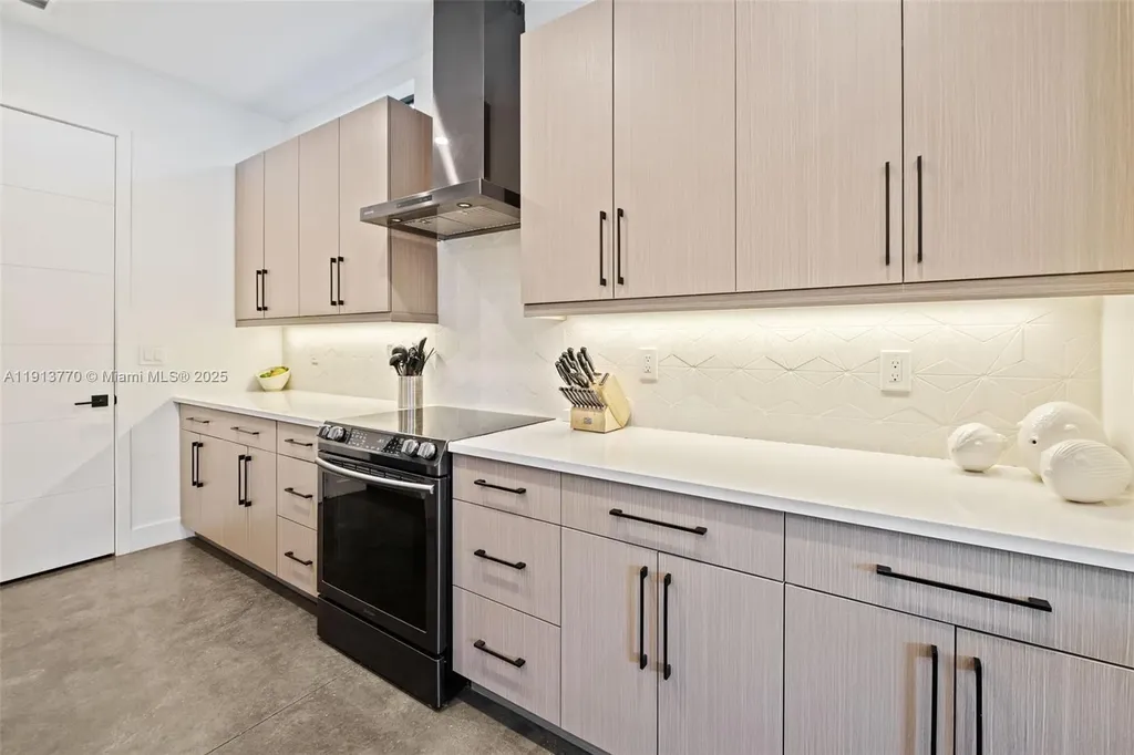 1226 NE 11th Avenue Fort Lauderdale FL 33304