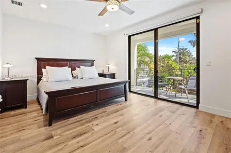 1226 NE 11th Avenue Fort Lauderdale FL 33304