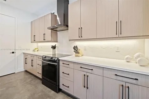 1226 NE 11th Avenue Fort Lauderdale FL 33304