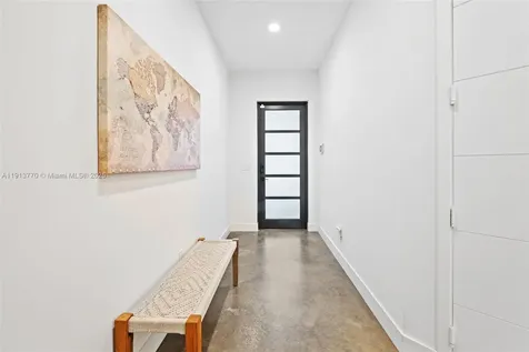 1226 NE 11th Avenue Fort Lauderdale FL 33304