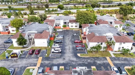 10857 NW 7th Street Miami FL 33172