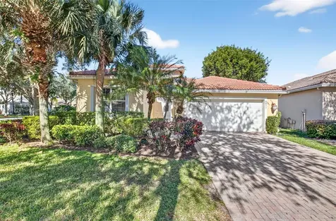 6833 Watertown Drive Boynton Beach FL 33437
