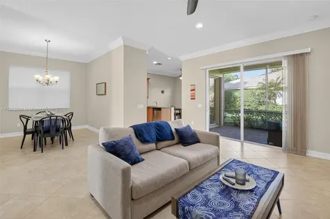 6833 Watertown Drive Boynton Beach FL 33437