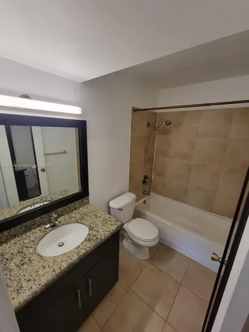 3992 NW 87th Avenue Sunrise FL 33351