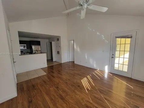 3992 NW 87th Avenue Sunrise FL 33351