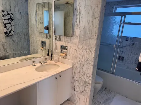 200 Ocean Lane Drive Key Biscayne FL 33149