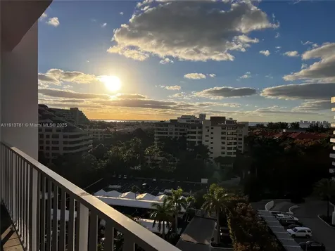 200 Ocean Lane Drive Key Biscayne FL 33149