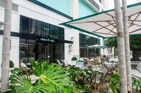851 NE 1st Avenue Miami FL 33132