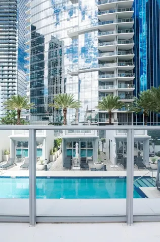 851 NE 1st Avenue Miami FL 33132