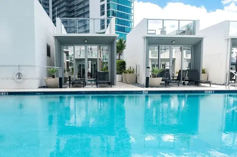 851 NE 1st Avenue Miami FL 33132
