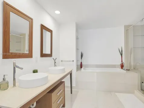 495 Brickell Avenue Miami FL 33131