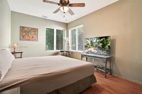 1335 Lenox Avenue Miami Beach FL 33139