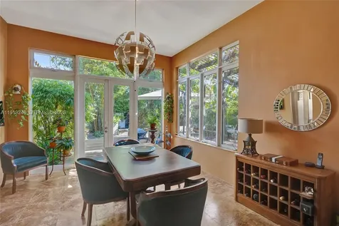 1335 Lenox Avenue Miami Beach FL 33139