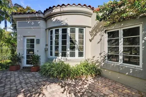 1335 Lenox Avenue Miami Beach FL 33139