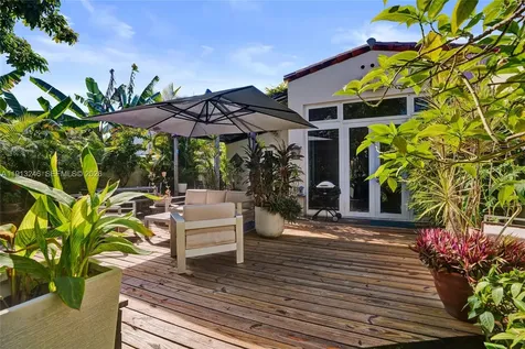 1335 Lenox Avenue Miami Beach FL 33139