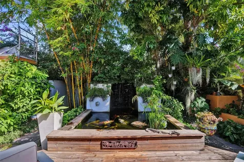 1335 Lenox Avenue Miami Beach FL 33139