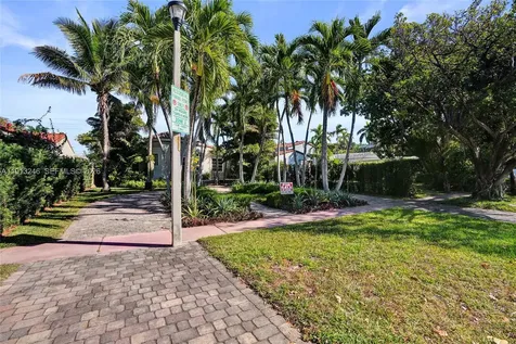 1335 Lenox Avenue Miami Beach FL 33139